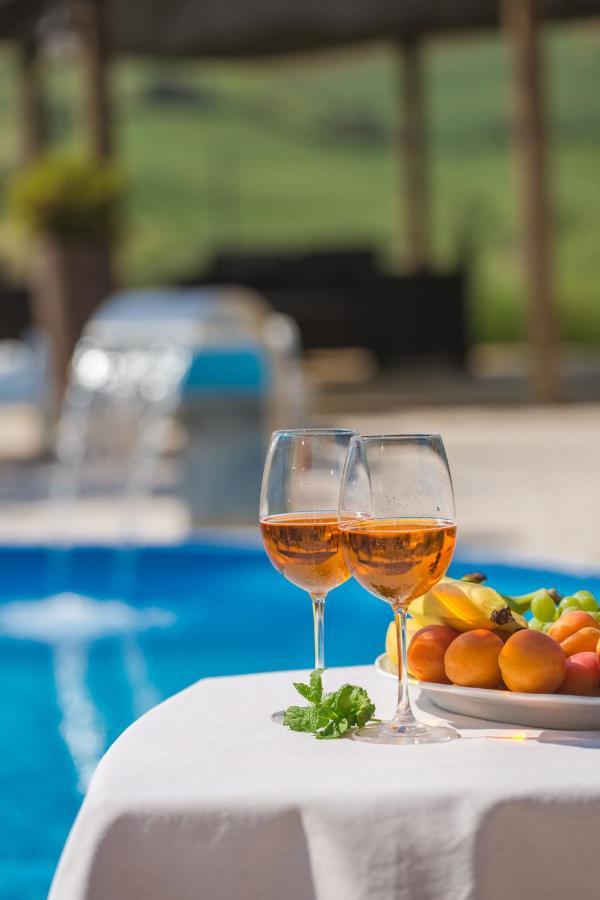 Agriturismo Molino Nuovo 圣彼得罗-泰尔梅堡 外观 照片